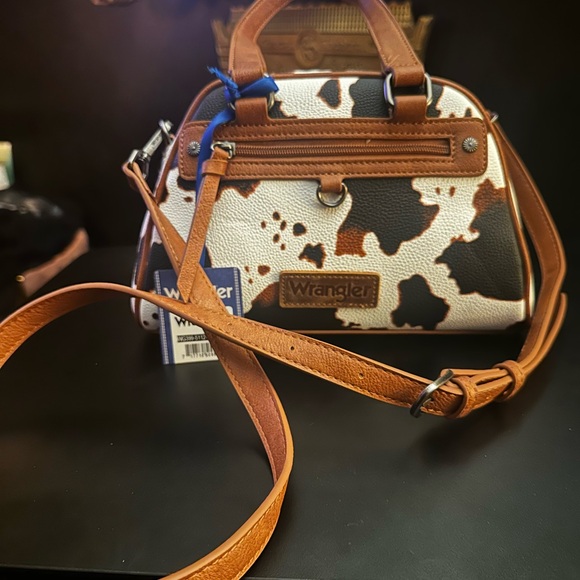 Wrangler Cow Print Crossbody Bag with Tan Accents - Picture 7 of 7